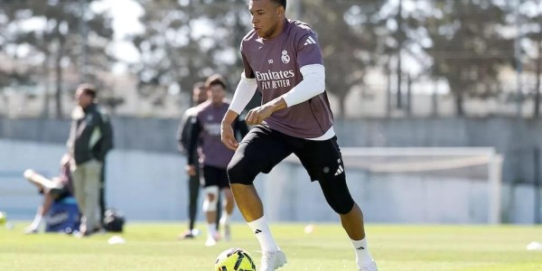 bob半岛体育登录入口-姆巴佩、楚阿梅尼、卡马文加等人已回归皇马，并参与球队合练